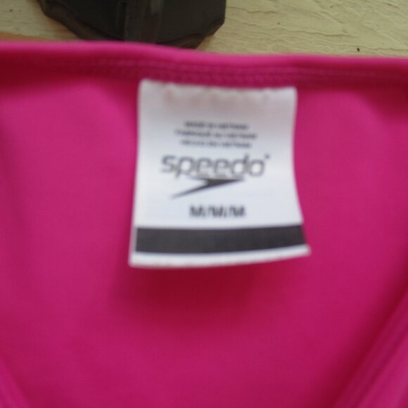 Girls Size M Short Sleeve Speedo Rash Guard - Picture 4 of 5